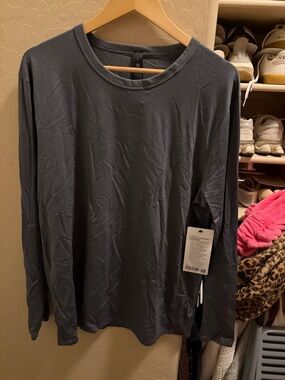 Lululemon Mens Fundamental Long Sleeve XL NWT